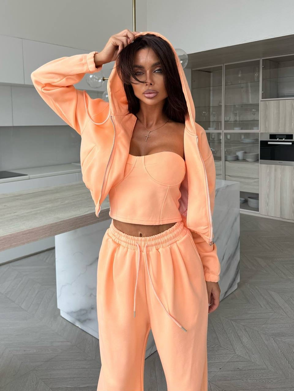 Women Casual Hoodie Set with Fitted Top and Loose Jogging Pants Mune