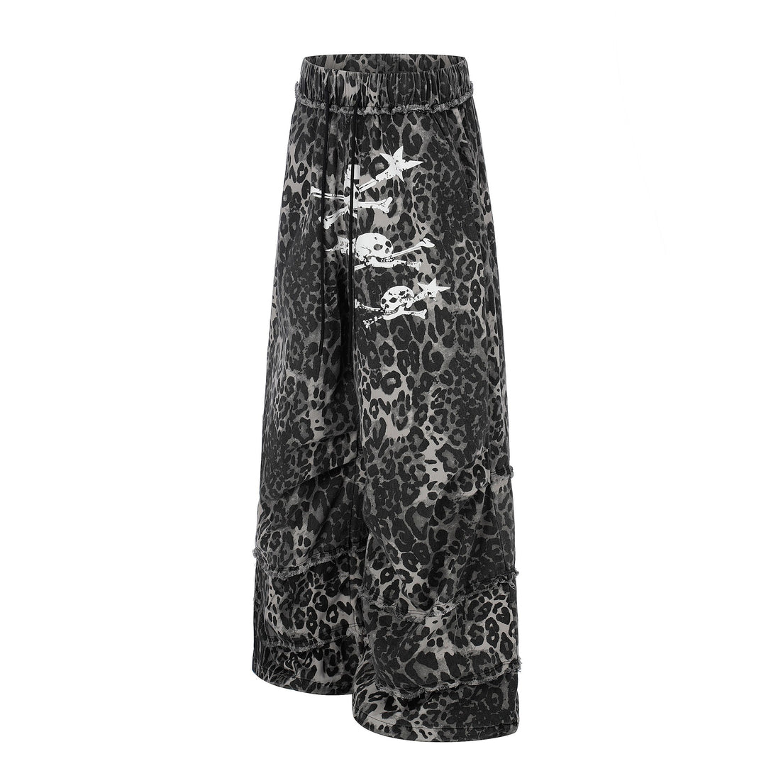 Ladies Wide Cargo Culotte Shorts with Fringed Steps and Skull Print Mune Fashion