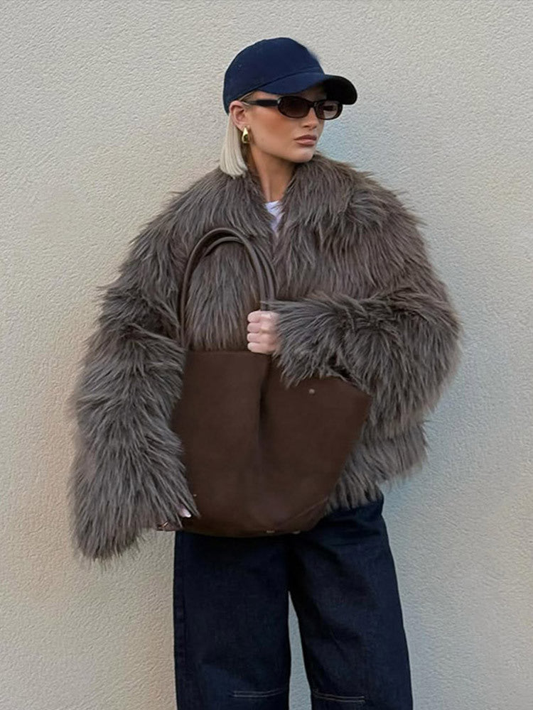 Women's Oversized Short Jacket made of Synthetic Fur in Shaggy Look with Voluminous Shawl Collar Mune Fashion