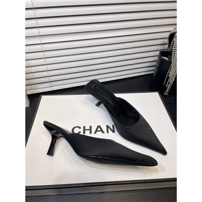 Women's pointed-toe mule with low kitten heel and backless design Mune Fashion