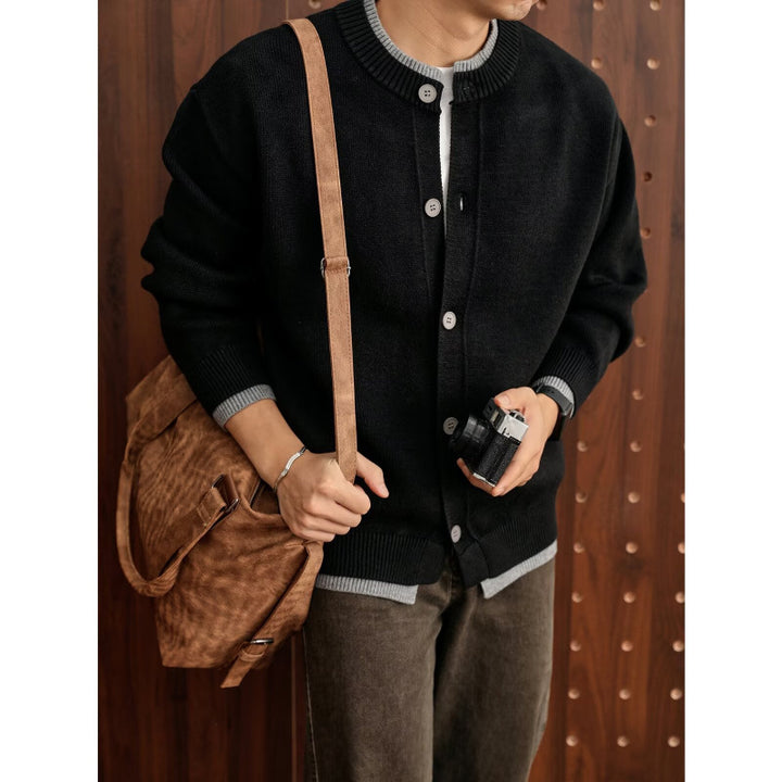 Men's Stylish Cardigan with Round Neckline Mune Fashion