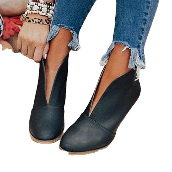Women's ankle-high V-Cut ankle boots with stacked block heel and pointed toe Mune Fashion