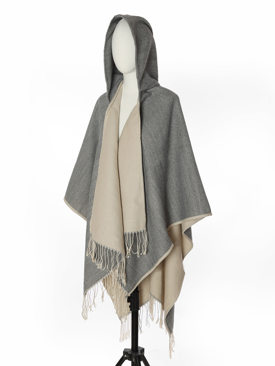 Women's hooded cape made of wool blend with reversible function and fringe hem Mune Fashion