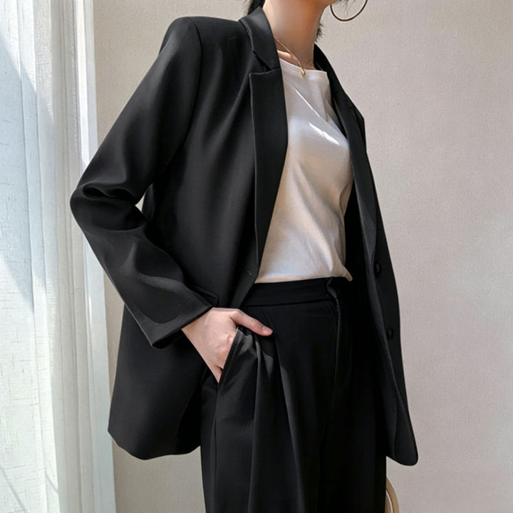 Women's Elegant Oversized Blazer with High-Quality Details Mune Fashion