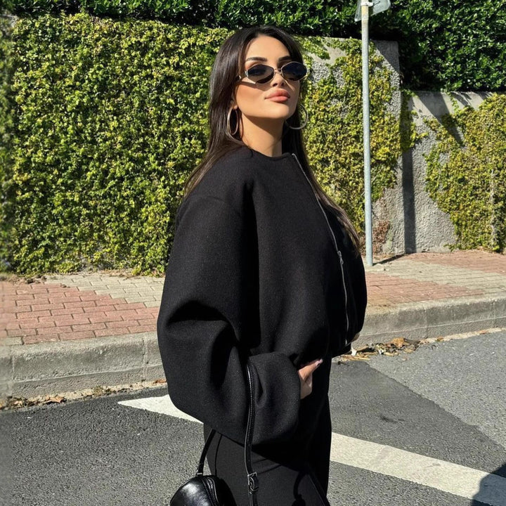 Women's short oversized wool blouson with zipper, balloon sleeves and elastic hem Mune Fashion