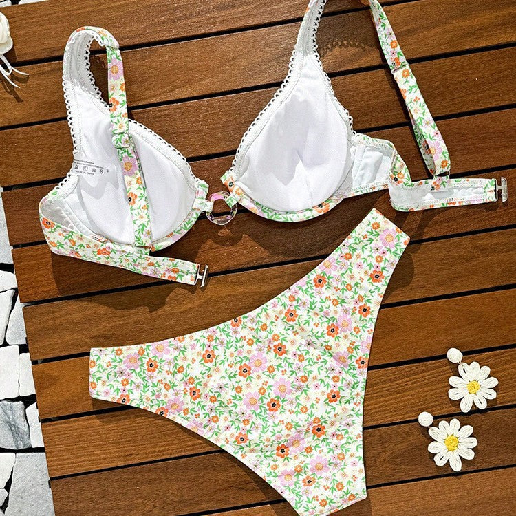 Ladies Triangle Bikini Set with decorative ring details Mune Fashion