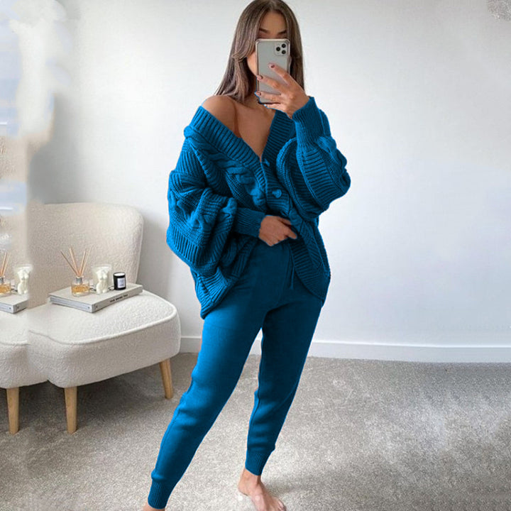 Women's cozy oversized knit set consisting of cable pattern cardigan and tailored knit joggers Mune Fashion