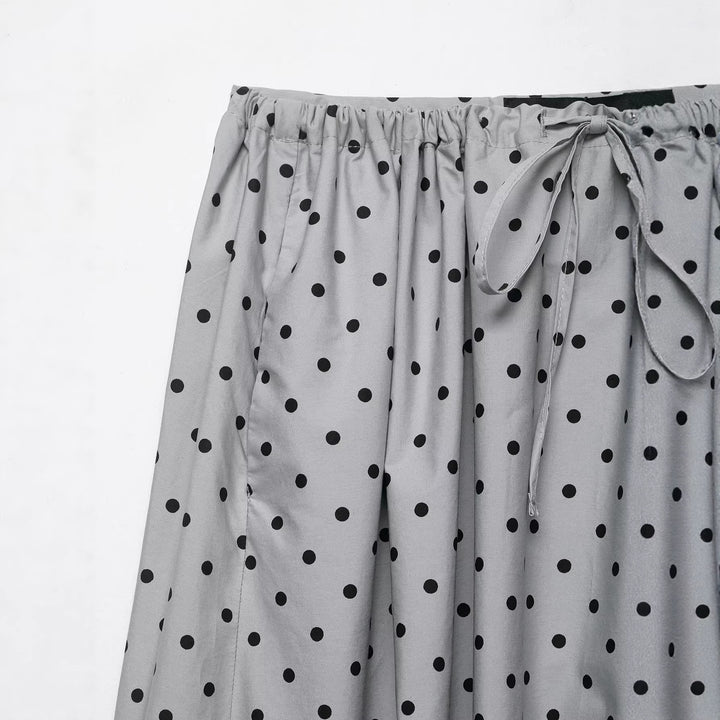 Women Midi Skirt with elastic waistband, pleated look and polka dot pattern Mune Fashion