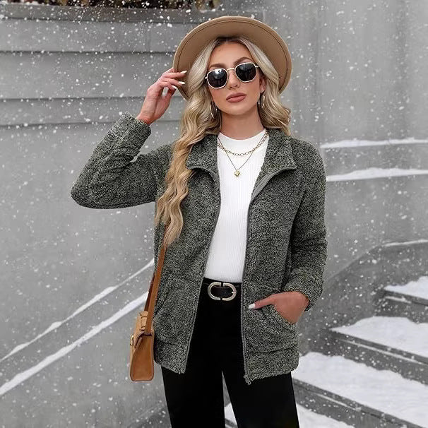 Women fluffy teddy fleece jacket with full zip, stand-up collar and side pockets Mune Fashion