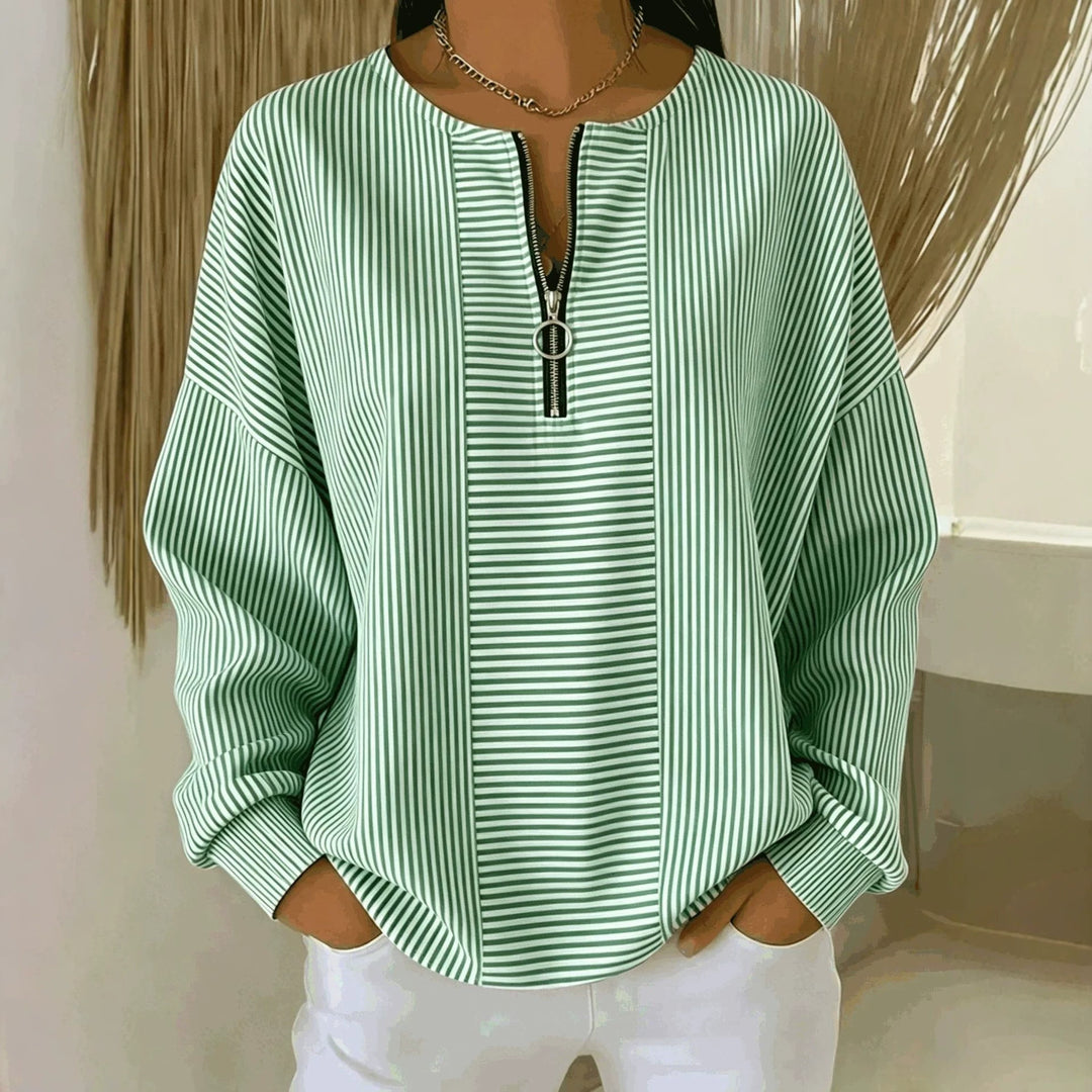 Women's Oversize Sweater with fine rib structure and short zipper Mune Fashion