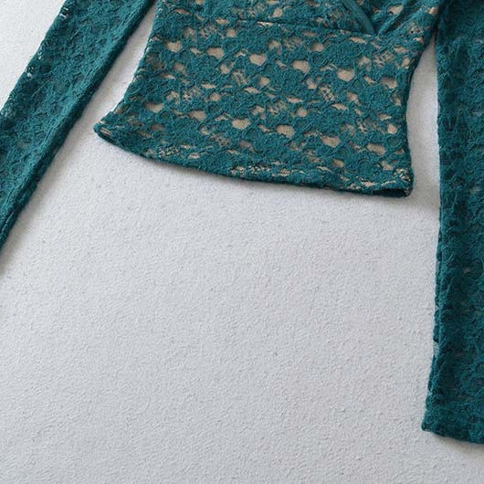 Women's Figure-hugging Lace Top with Wrap V-neck and Long Sleeves Mune Fashion