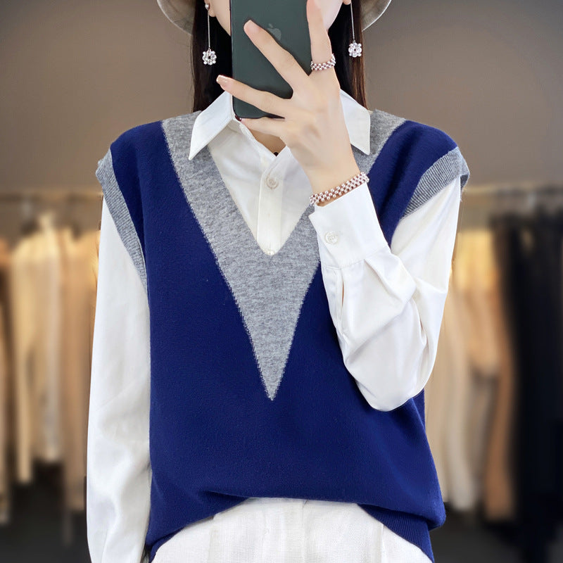 Women's Structured Fine Knit Long Vest with Deep V-Neck and Contrasting V-Panel Mune Fashion