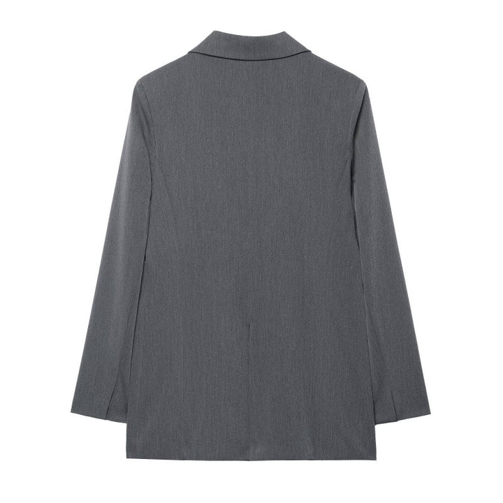 Women's oversized structured double-breasted blazer with wide lapels and patch pockets Mune Fashion