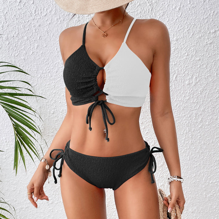Women's bikini set with adjustable top and fashionable cut-out Mune Fashion
