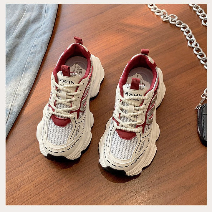 Ladies sporty sneakers with innovative cushioning system and trendy design Mune Fashion