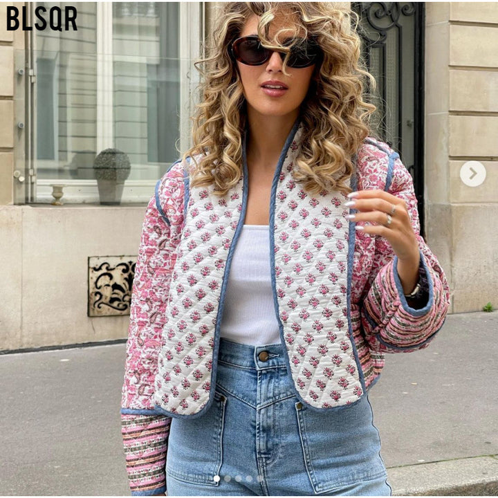 Women's Short Quilted Patchwork Jacket with Paisley and Floral Prints, Open Kimono Cut and Contrast Piping Mune Fashion