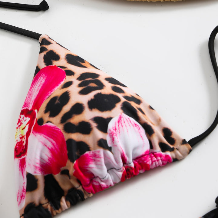 Ladies triangle bikini with floral and animal print Mune Fashion