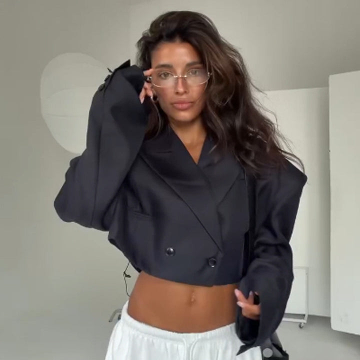 Women Cropped Boxy Blazer with Sculptured Shoulders and Boxy Silhouette Mune Fashion