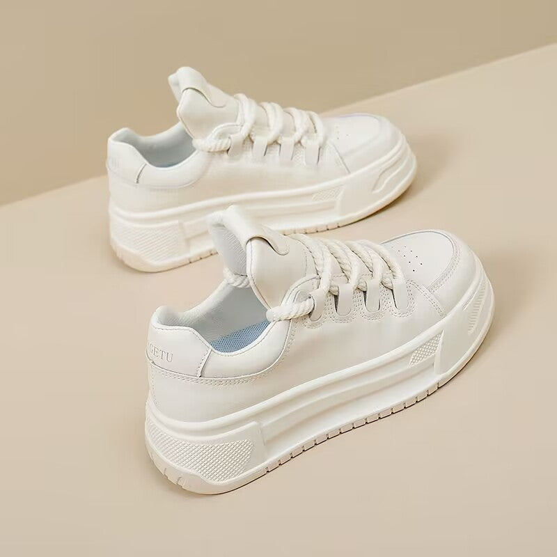 Ladies' fashionable sneakers with continuous platform and elastic shoelaces Mune Fashion