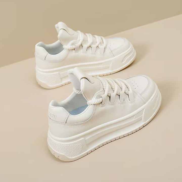 Ladies' fashionable sneakers with continuous platform and elastic shoelaces Mune Fashion