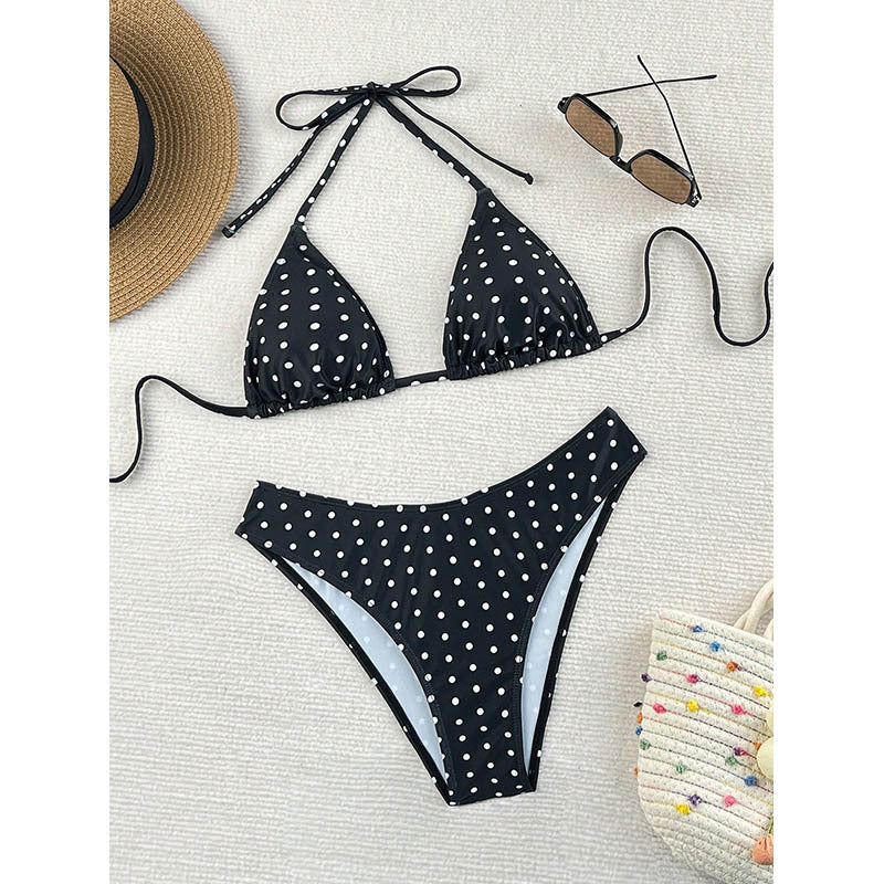 Women's Triangle Bikini with Stylish Leo Pattern Mune Fashion