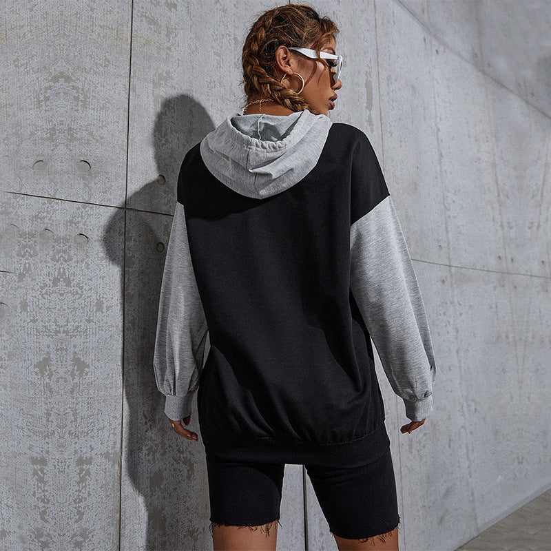 Women Oversize Sweatshirt with Hood, Contrast Sleeves and Kangaroo Pocket Mune Fashion