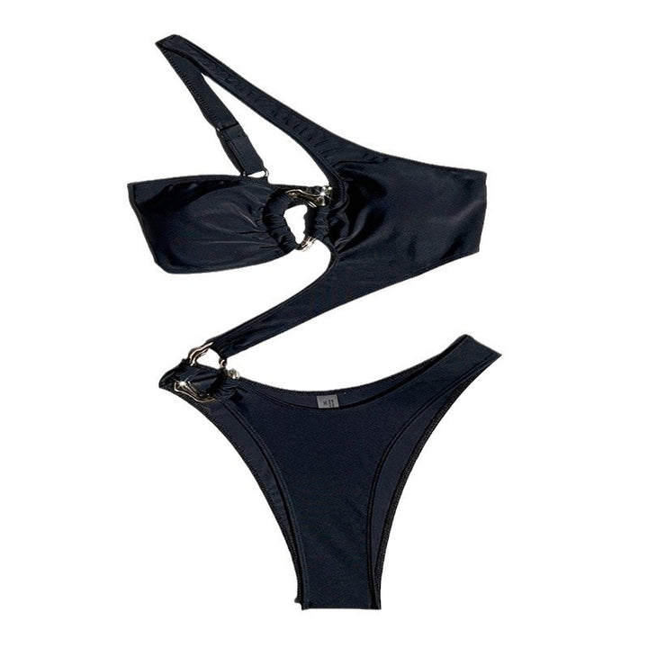 Ladies sporty bikini with asymmetric top and elegant straps Mune Fashion