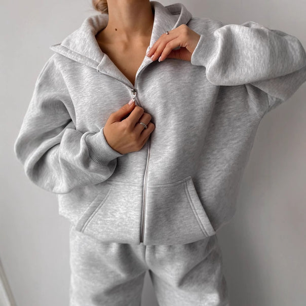 Women Oversize Zip Hoodie with high-waisted Wide Leg Sweatpants Mune Fashion