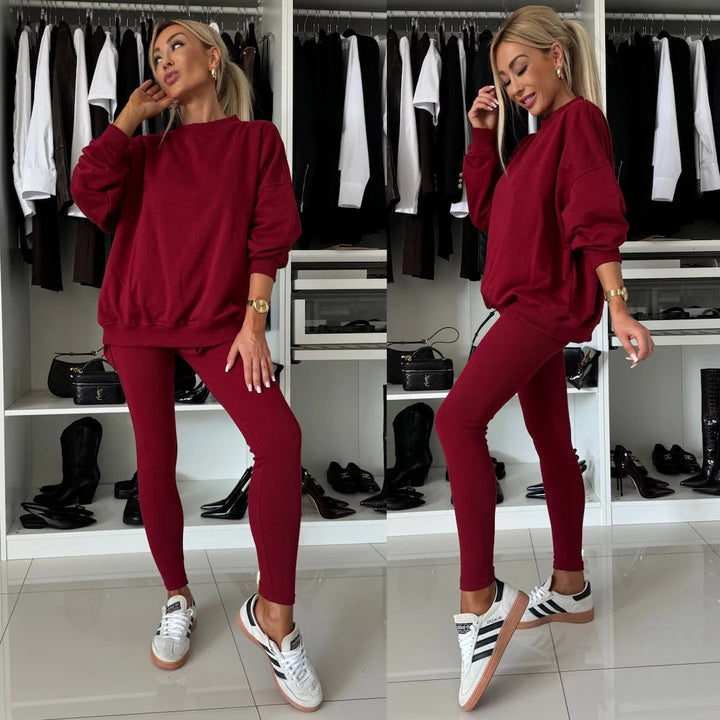 Women's two-piece lounge set with oversized sweatshirt and fitted ripple leggings Mune Fashion