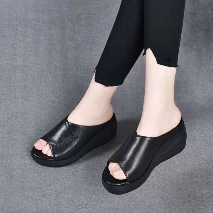 Women's orthopedically inspired slip-on mule with viscoelastic memory insole Mune Fashion
