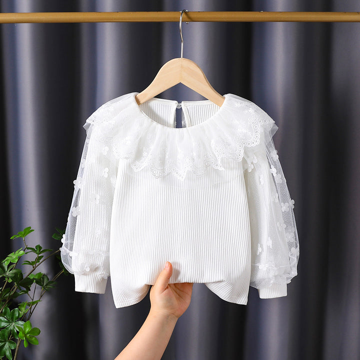 Ladies blouse with romantic tulle collar and floral embroidery Mune Fashion