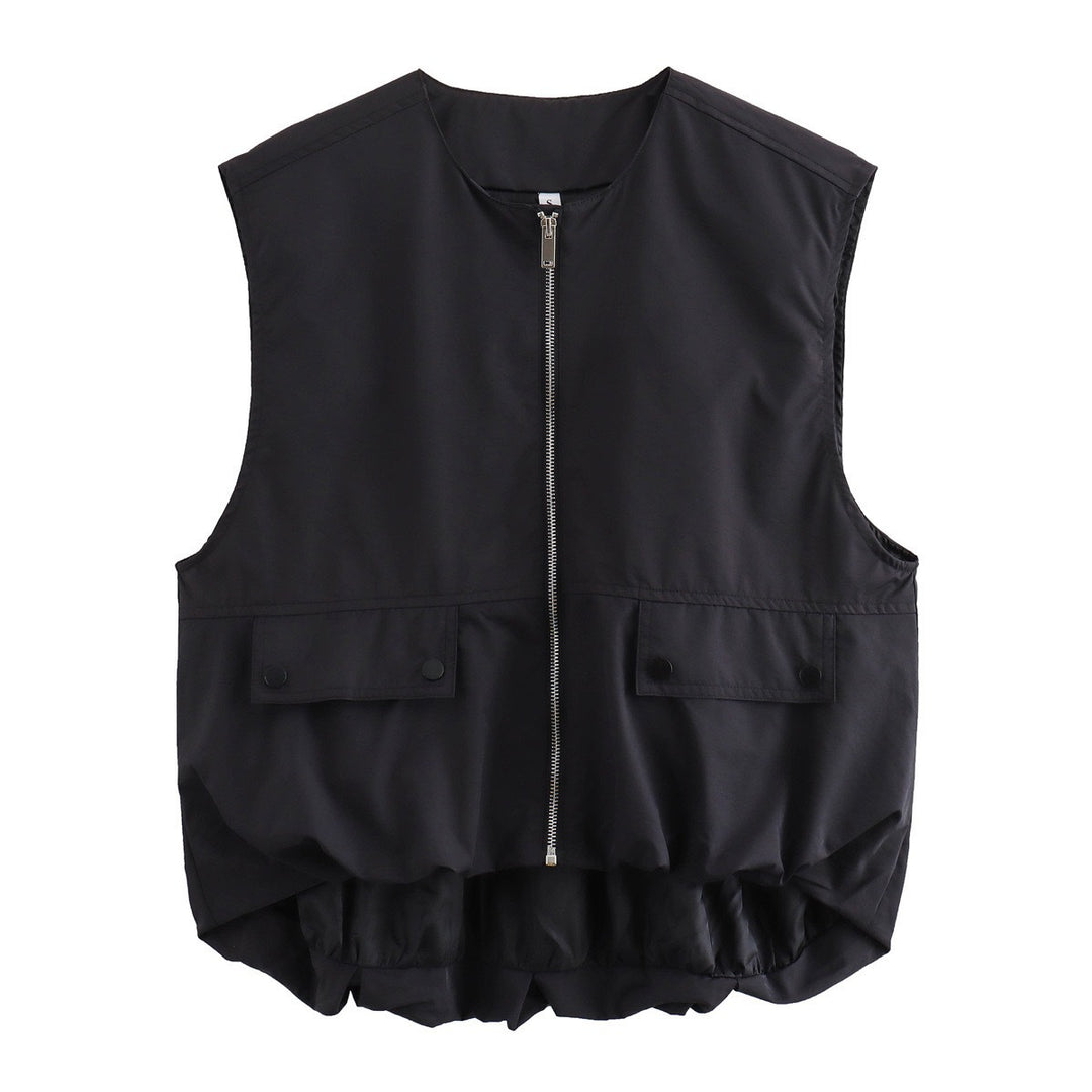 Women's lightweight utility vest with full zip, patch pockets, and elastic balloon hem Mune Fashion