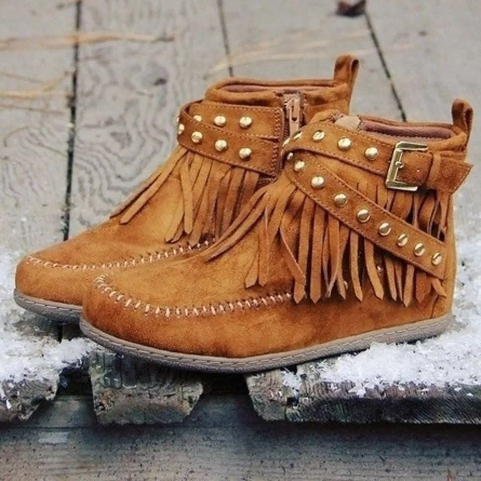 Ladies nan fringe ankle boots with decorative eyelets, side slit zipper and decorative buckle Mune Fashion