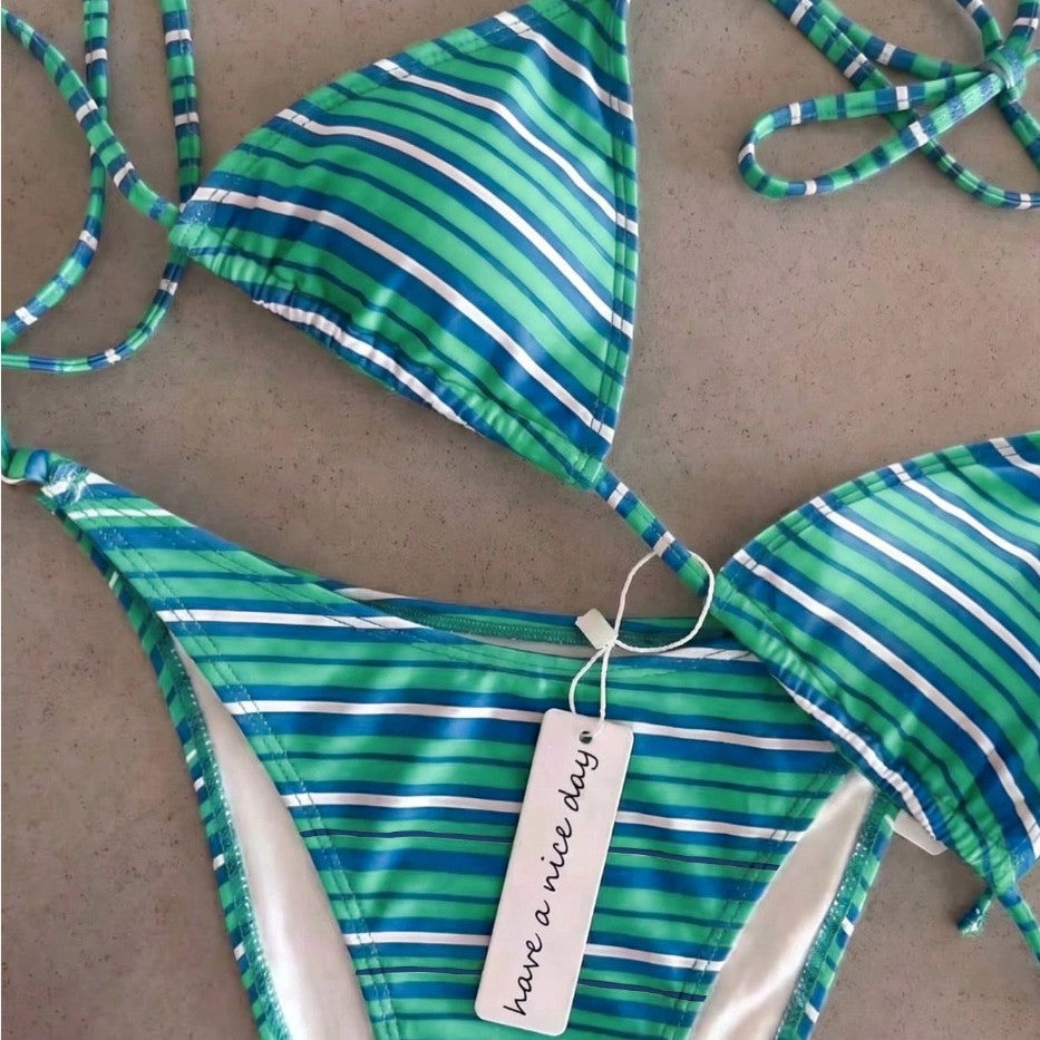 Women's triangle bikini with classic polka dot pattern Mune Fashion