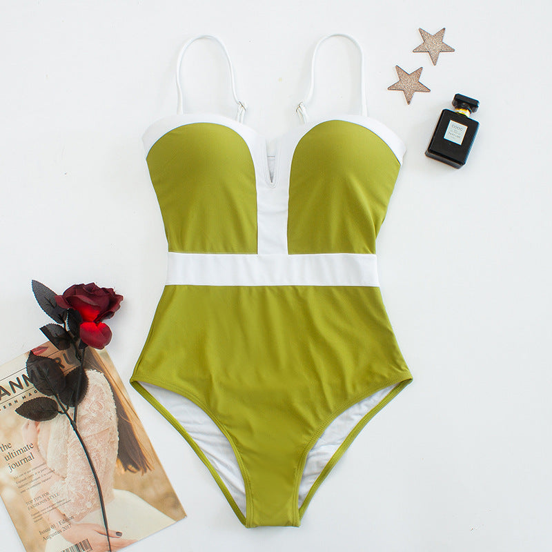 Women's Sporty High-Cut Jumpsuit with V-Neck Mune Fashion