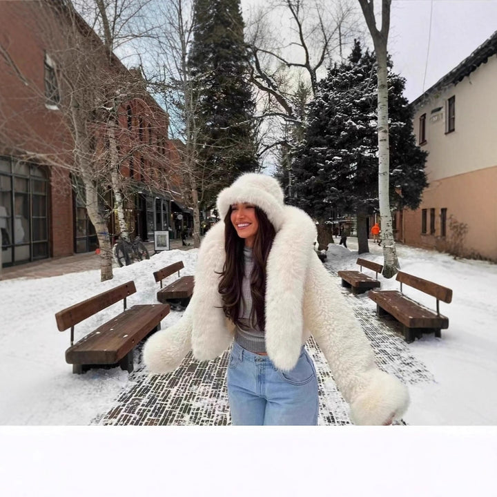 Women's short bolero made of luxurious high-pile faux fur with XXL shawl collar Mune Fashion