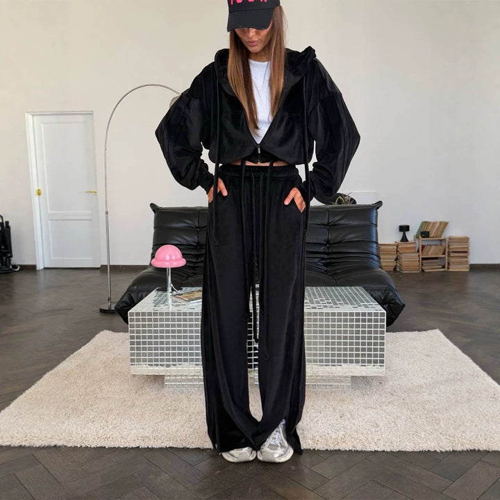 Women's Cropped Hoodie and Highwaist Lounge Pants Set made of French Terry with drawstring Mune Fashion