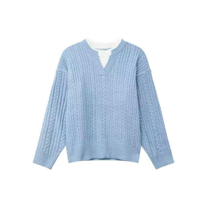 Women's chunky knitted cable pattern sweater with V-neck and layered look Mune Fashion