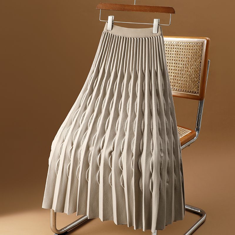 Women's Pleated Skirt with Artistic Wave Pattern Mune Fashion