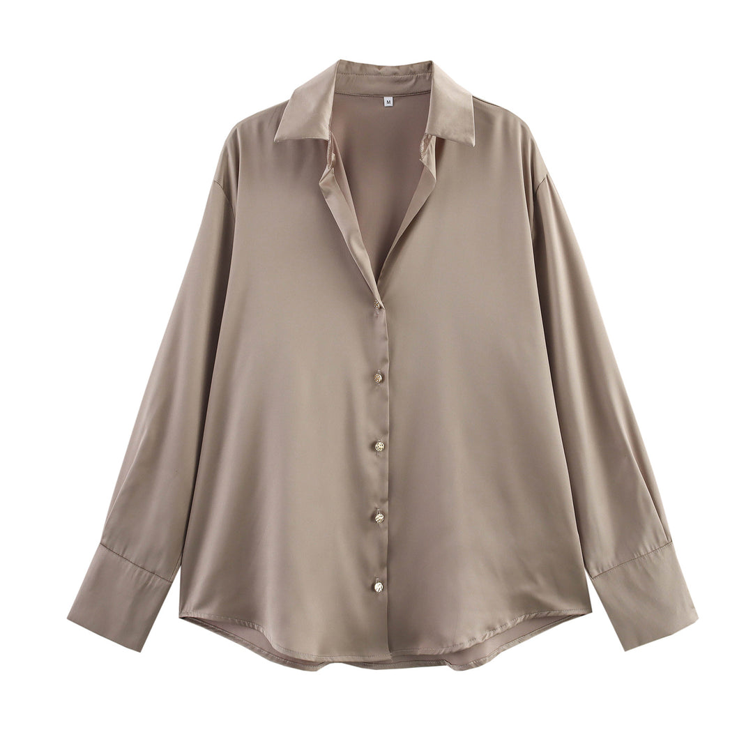 Women's oversized satin blouse with shirt collar, extended cuffs and rounded hem Mune Fashion