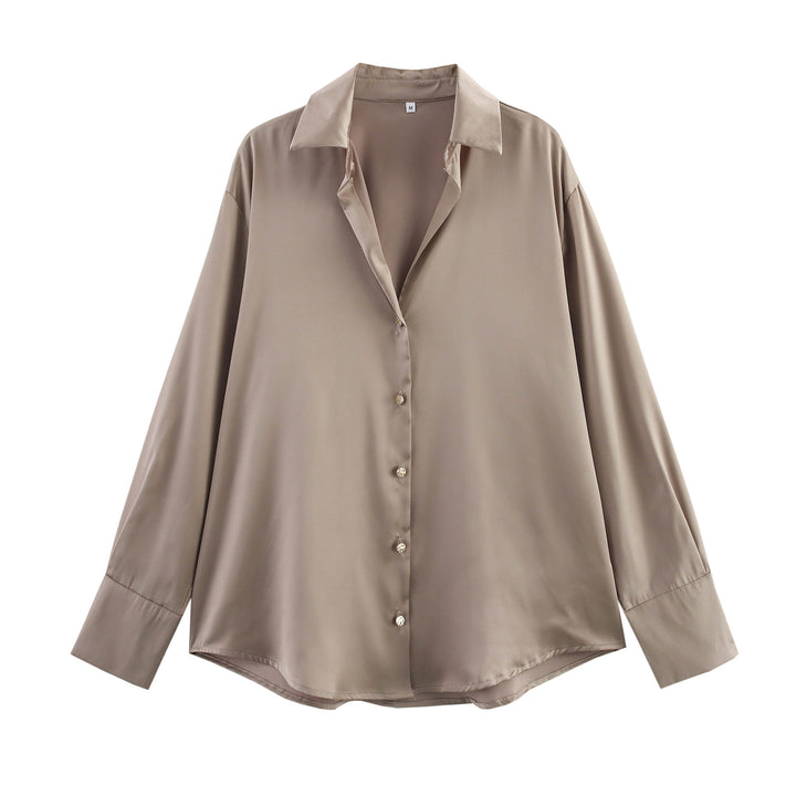 Women's oversized satin blouse with shirt collar, extended cuffs and rounded hem Mune Fashion