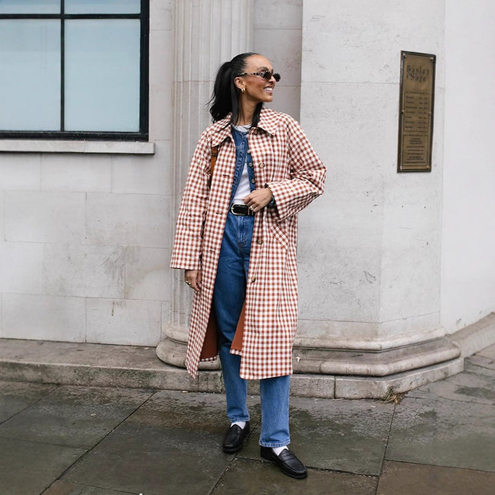 Women's Checkered Trench Coat Mid-Length with Button Placket and Contrast-Lined Cuffs Mune Fashion