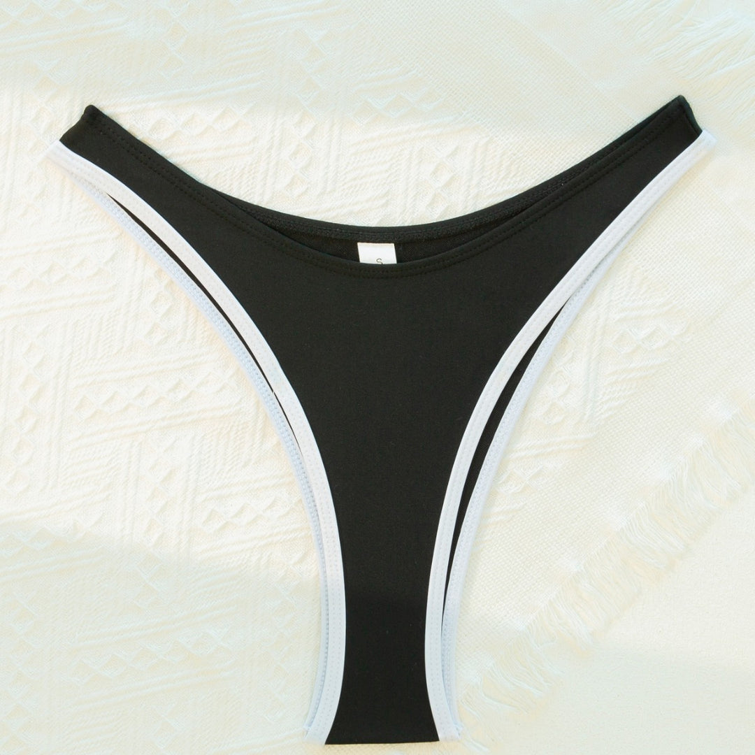 Women's Bikini Set with Elegant Bandeau Top and High Waist Mune Fashion