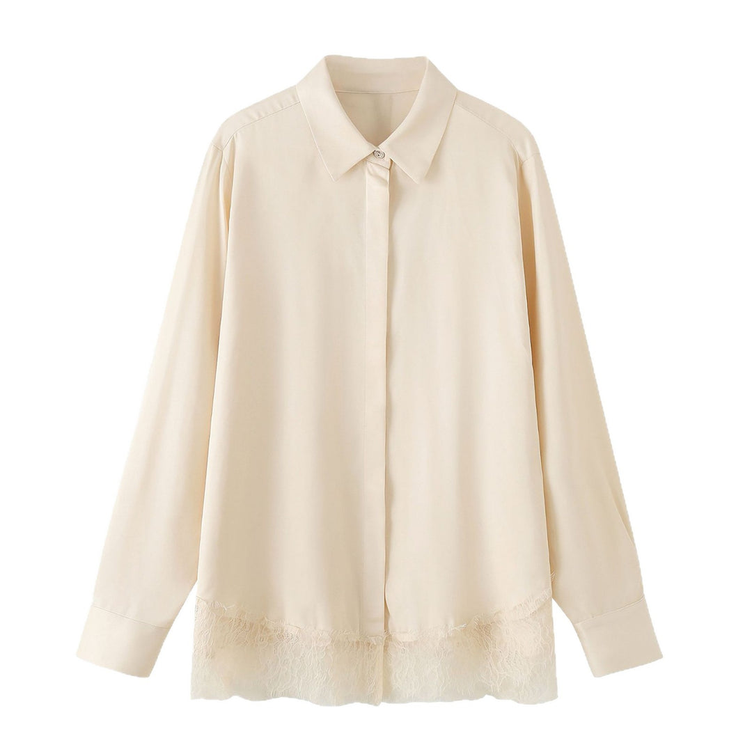 Women's Oversize blouse with concealed button placket and lace finish Mune Fashion