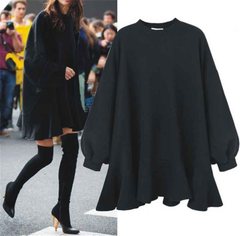 Women's oversized sweatshirt dress with ruffle hem and balloon sleeves Mune Fashion