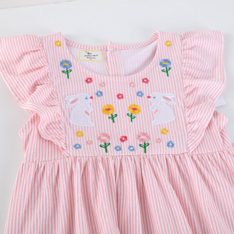 Girls casual dress with playful bunny and flower appliqués Mune Fashion