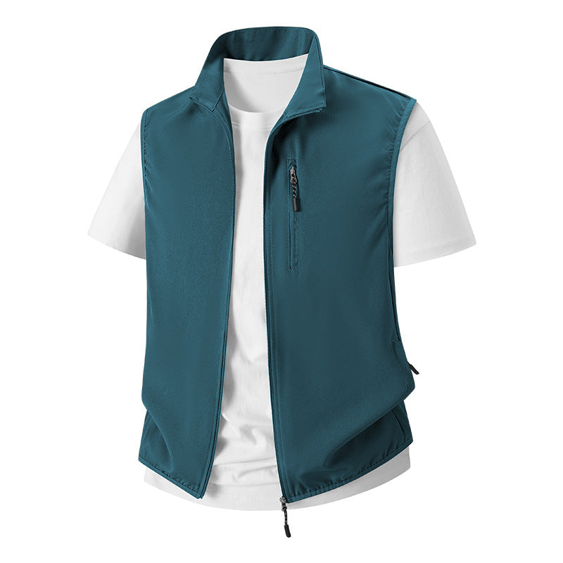 Men's Lightweight Softshell Utility Vest with Stand Collar, water-repellent outer layer and zip pockets Mune Fashion