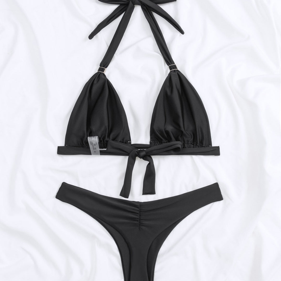 Ladies triangle bikini with elegant metal closure and high leg cut Mune Fashion