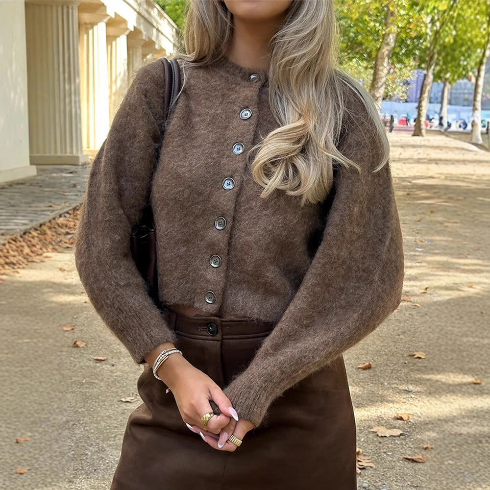 Women Fluffy Cropped Cardigan made of Mohair Mix with Pearl Button Placket Mune Fashion