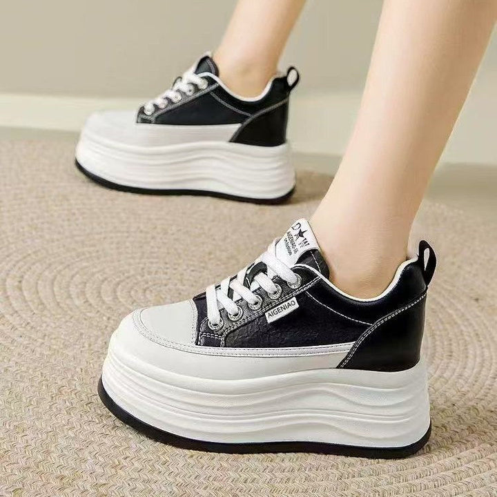 Women Platform Sneaker with elegant silhouette and cushioning sole Mune Fashion